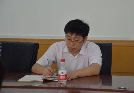 说明:H:\DCIM\121D5500\2006-2017年校友返校日\2006-2017学生会成员座谈\DSC_0014.JPG